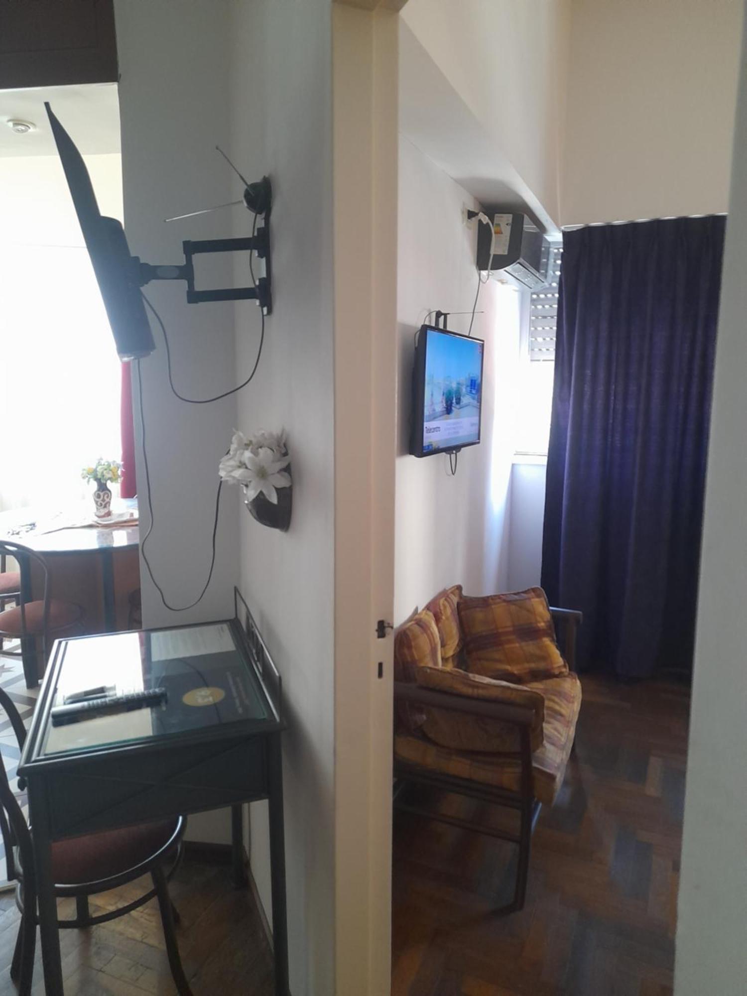 Corrientes Y Esmeralda Teatros! Gran Ubicacion 2 6pax Equipado Y Comodo Apartamento Buenos Aires